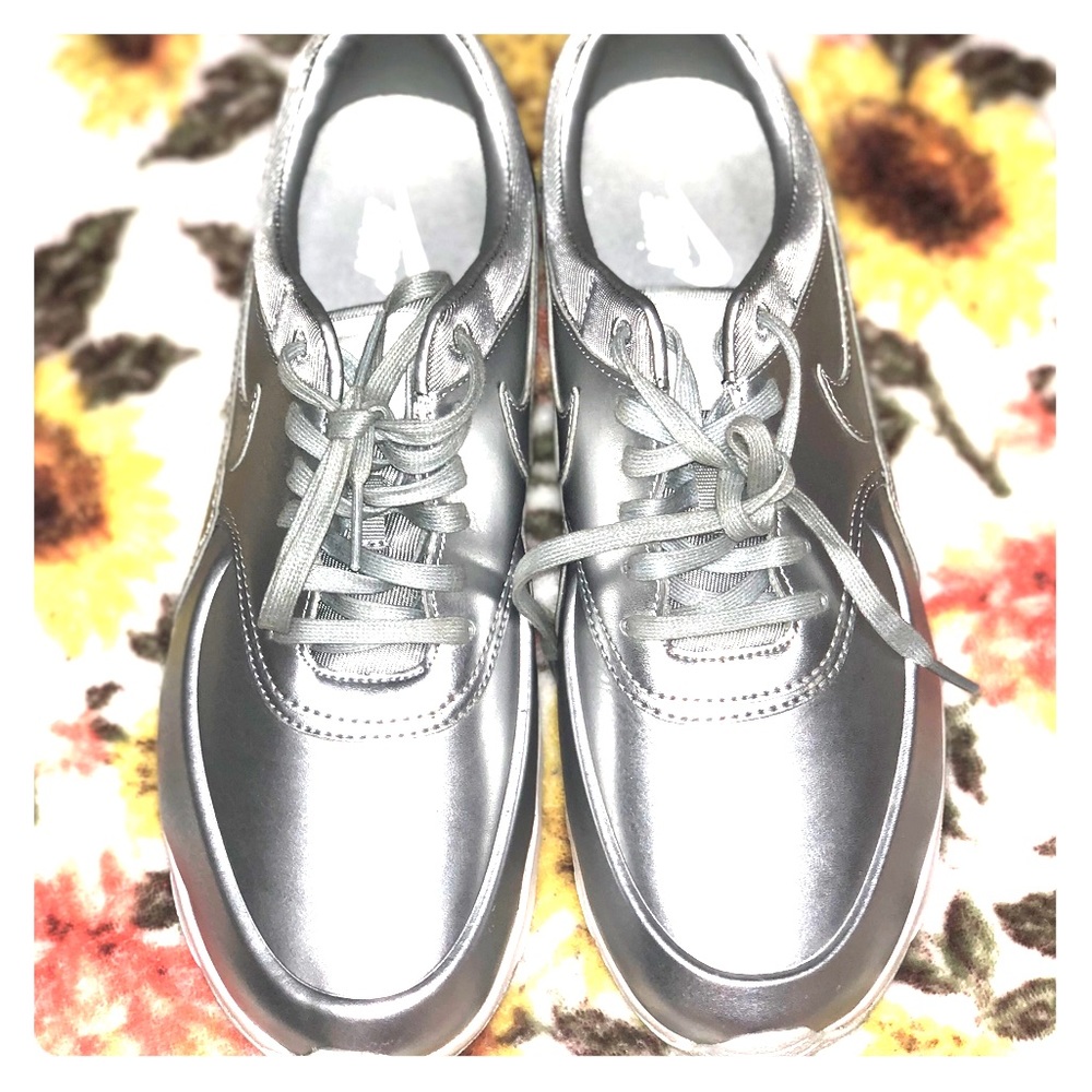 Silver Nike